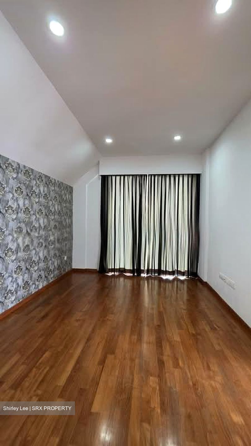 Ponggol Twenty-fourth Avenue (D19), Detached #561486701